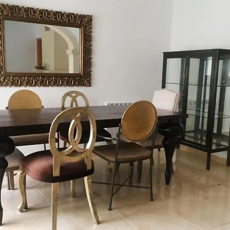 Villa Mirlos