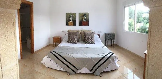 Mirlos Villa *